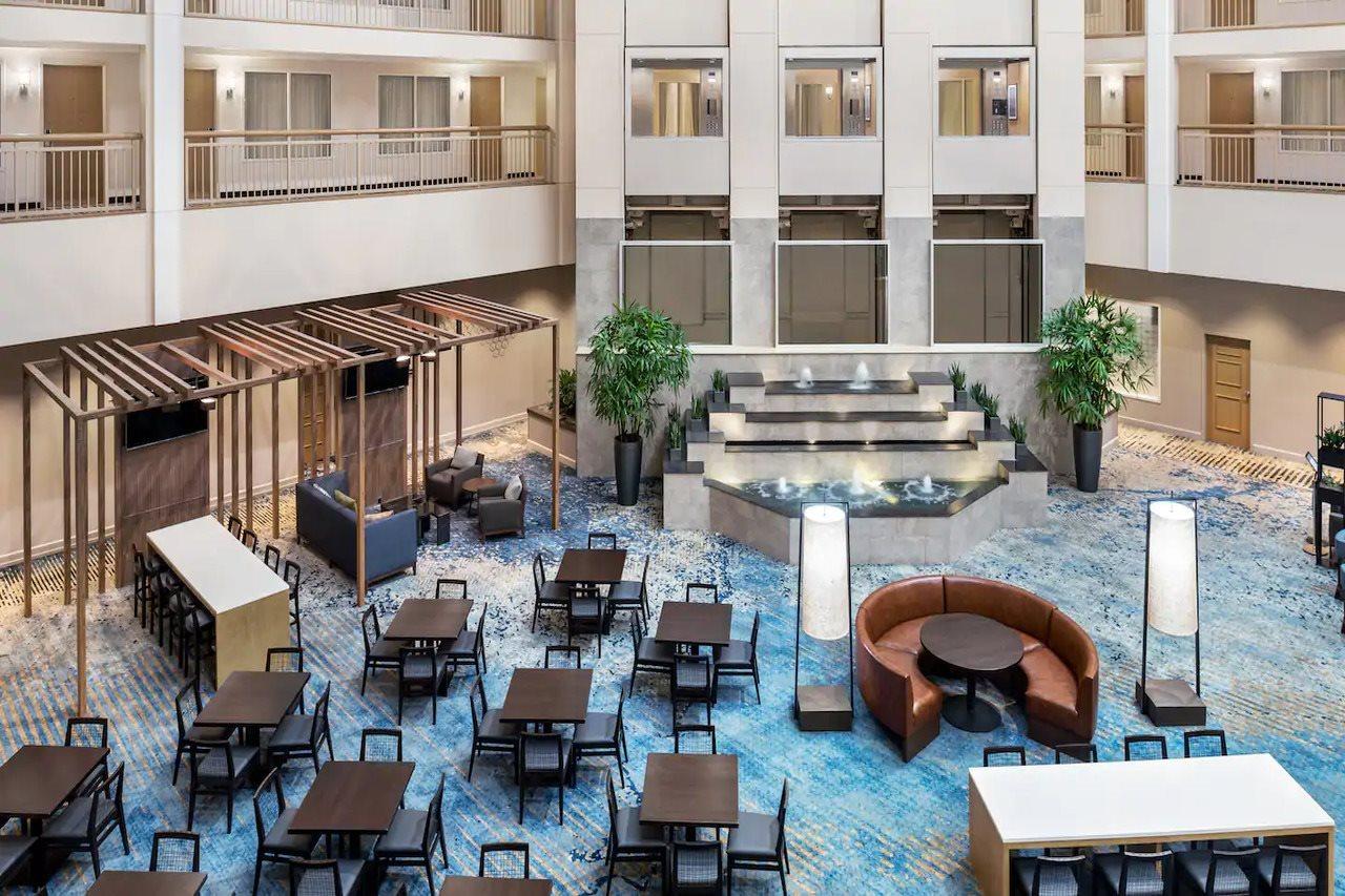 Embassy Suites By Hilton Cleveland Rockside Independence Extérieur photo