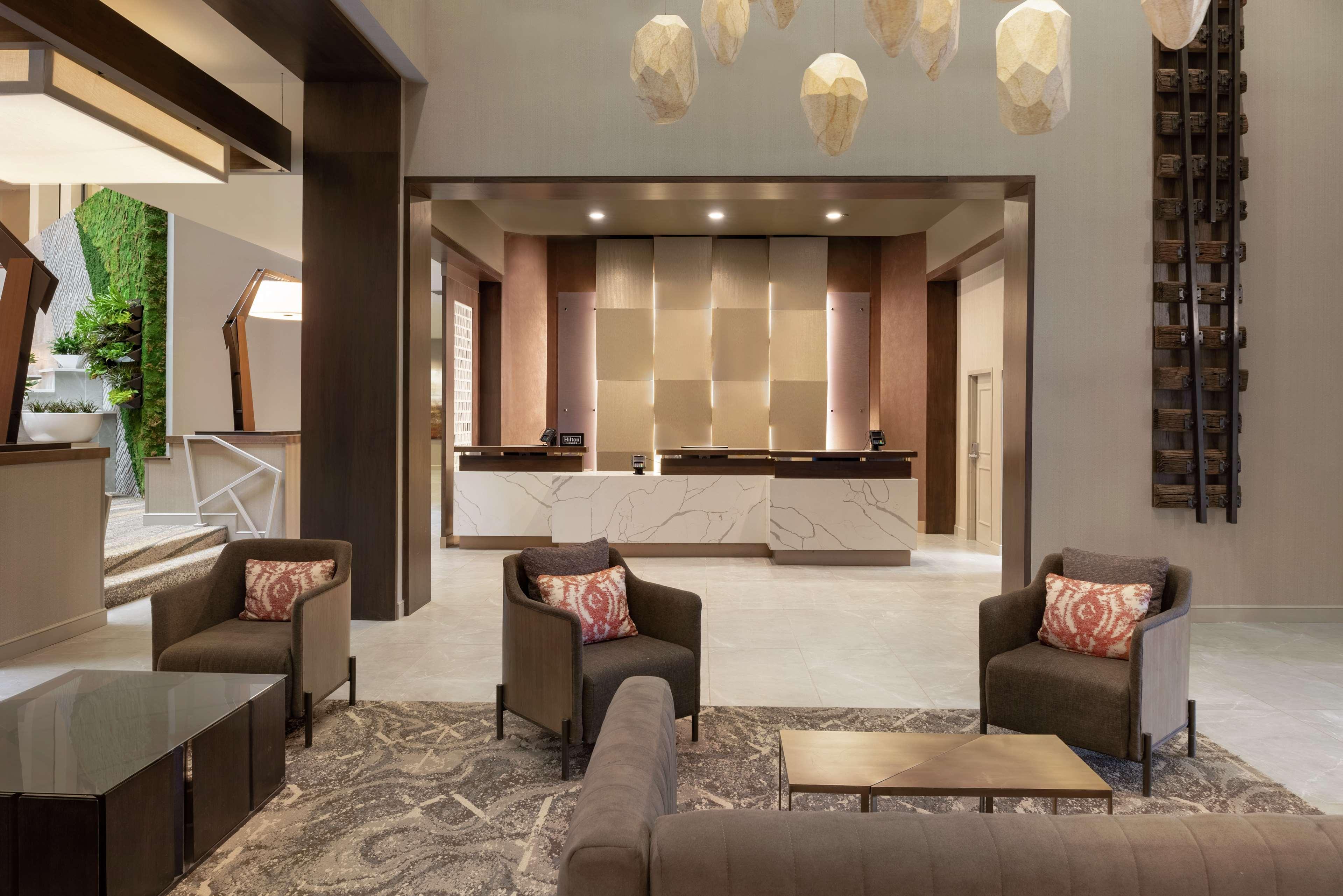 Embassy Suites By Hilton Cleveland Rockside Independence Extérieur photo