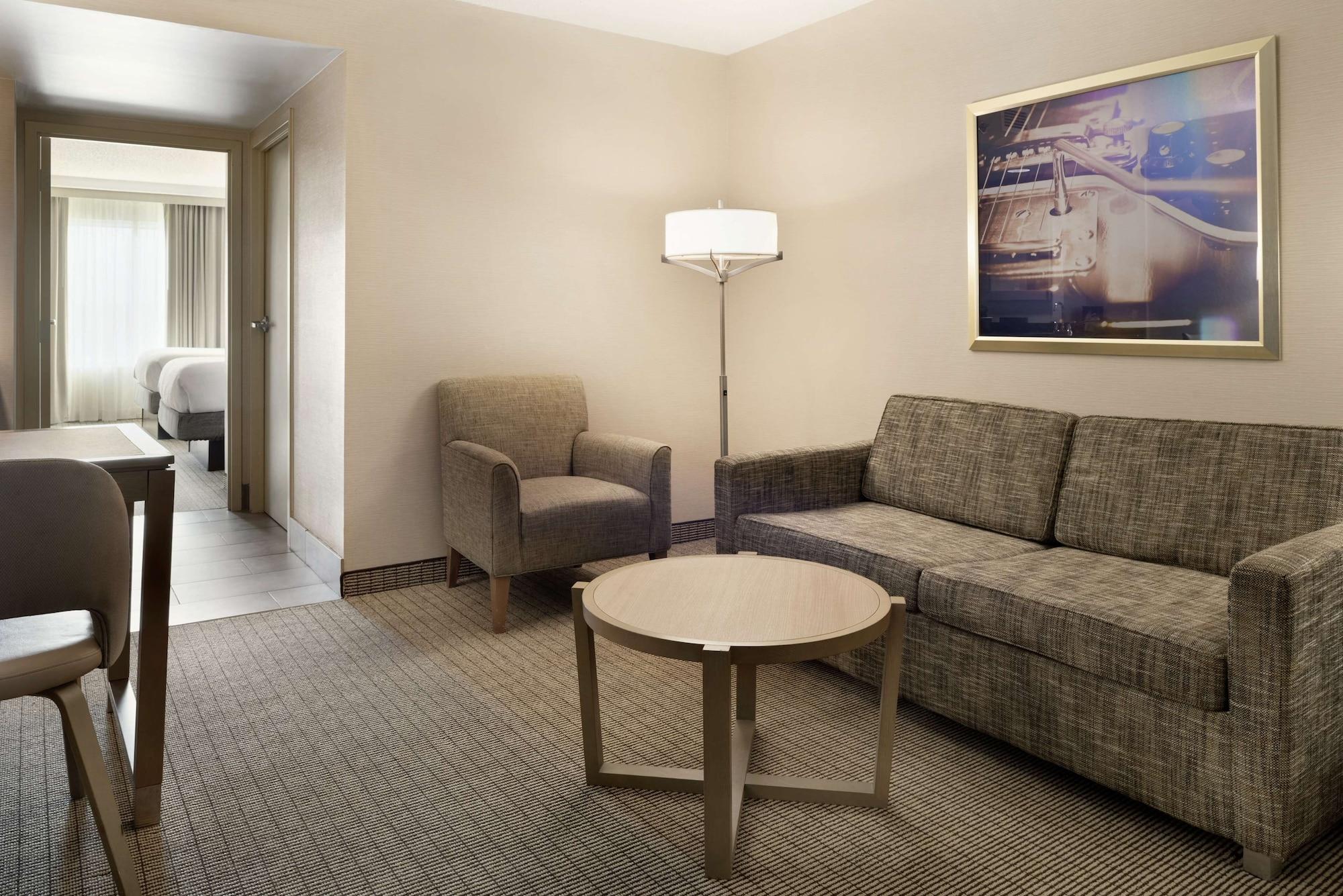 Embassy Suites By Hilton Cleveland Rockside Independence Extérieur photo