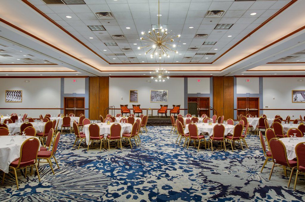 Embassy Suites By Hilton Cleveland Rockside Independence Extérieur photo